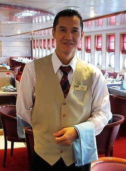 busboy waiter